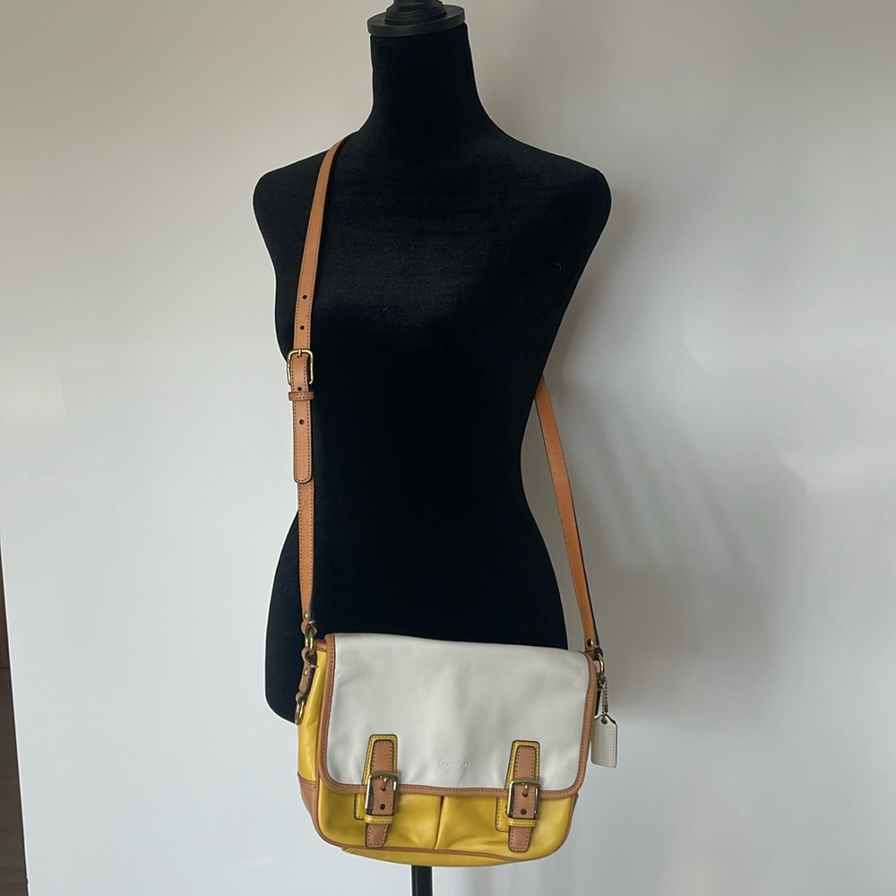 Vintage Coach purse crossbody purse